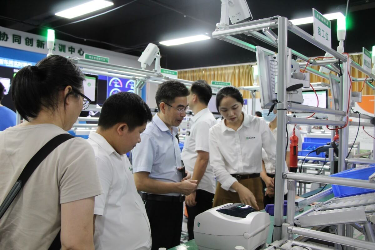 pg���ӡ�ģ����(������Ϸ)�ٷ���վ��ģ����/����ƽ̨