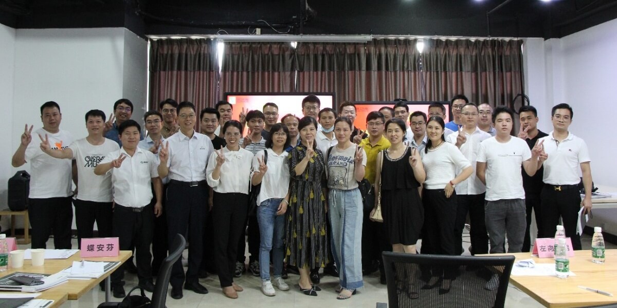 pg���ӡ�ģ����(������Ϸ)�ٷ���վ��ģ����/����ƽ̨